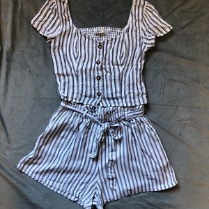 NWT two piece outfit by Hollister romper